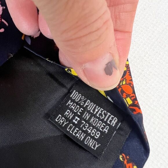 Disney Winnie the Pooh Characters Novelty Cartoon Navy Blue Tie - Picture 4 of 4